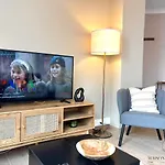 Apartament Le 180 Escapade Face A La Meuse Liège