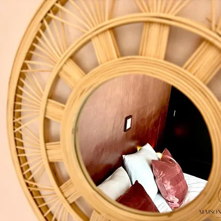 Le 180 Escapade Face A La Meuse アパート