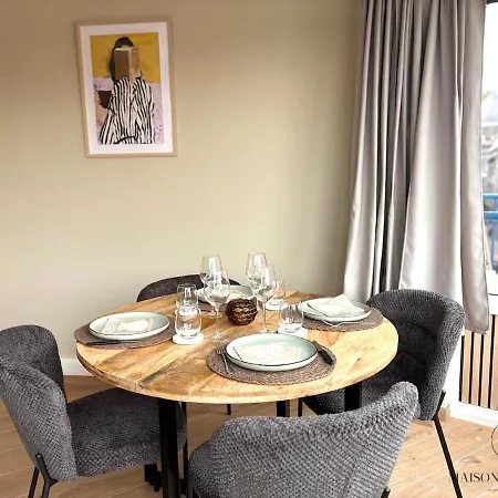 アパート Le 180 Escapade Face A La Meuse リエージュ