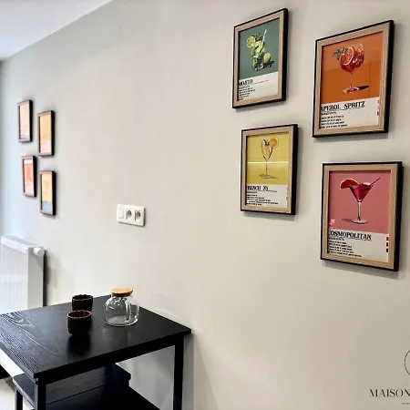 Le 180 Escapade Face A La Meuse アパート