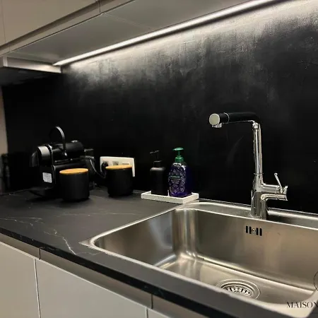 Le 180 Escapade Face A La Meuse * リエージュ